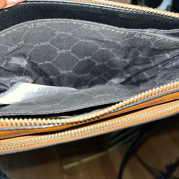 Aldo Tan and Cream Crossbody Bag - Picture 5 of 6